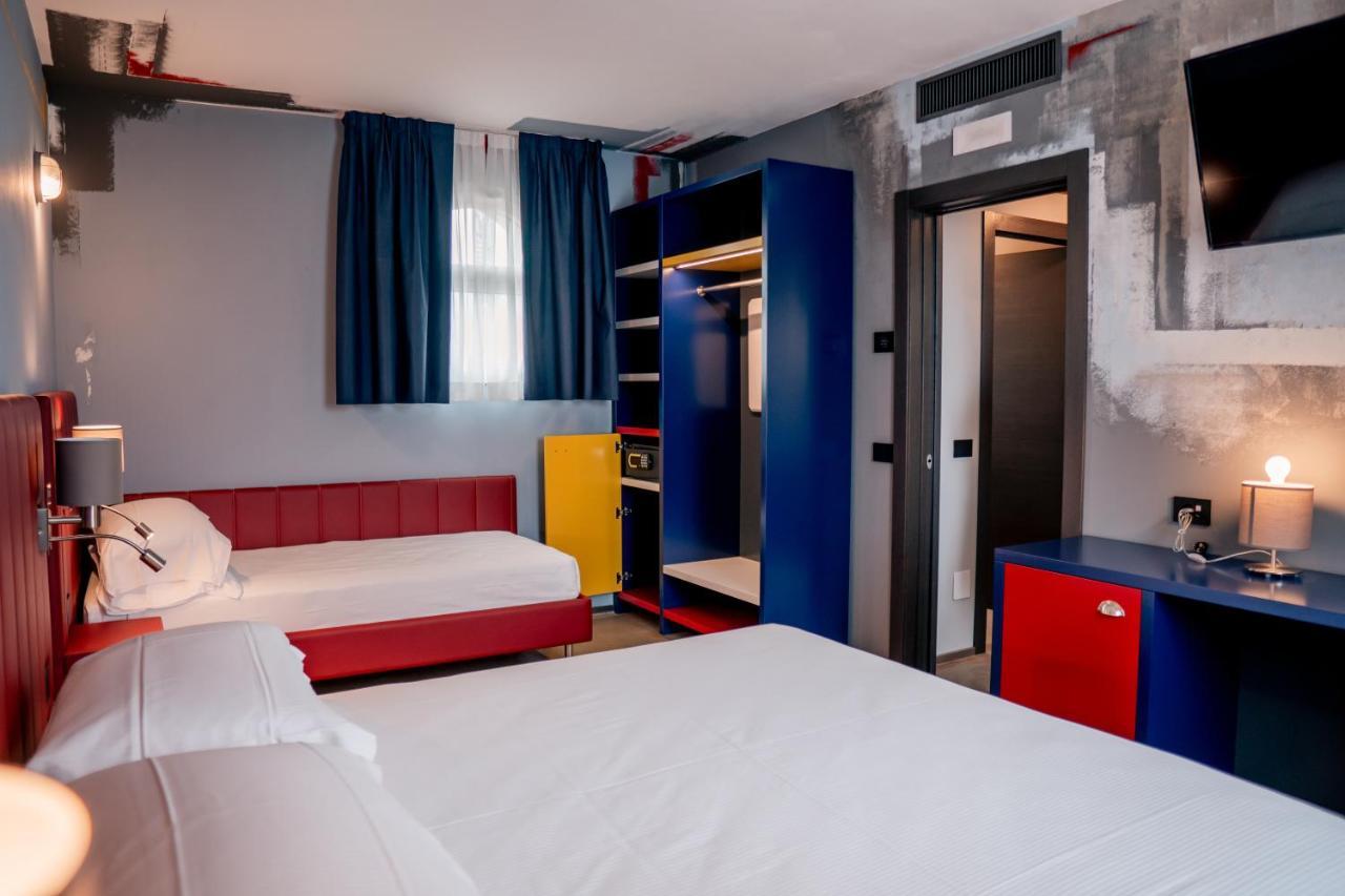 K Modern Hotel Peschiera del Garda Exterior foto